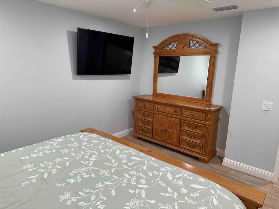 Lake Valrico'S Camelot Court With Heated Pool & Access To Private Lake Exterior foto